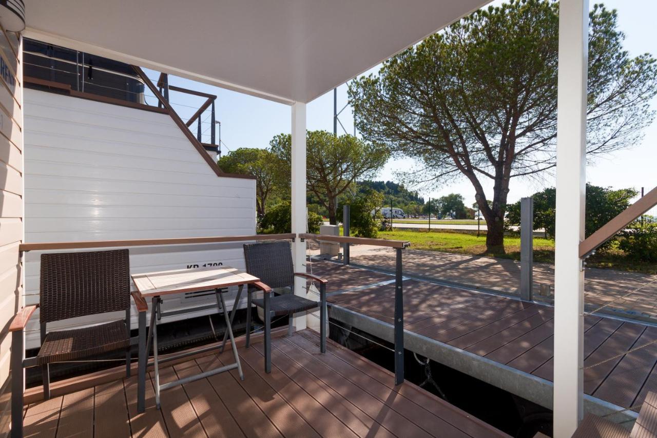 Bamboo Floating House Portoroz Apartment ภายนอก รูปภาพ