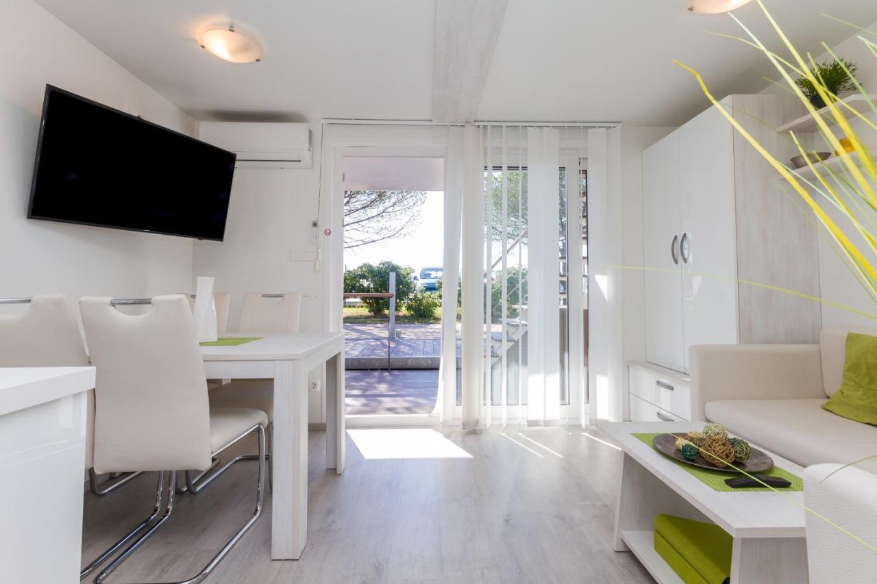 Bamboo Floating House Portoroz Apartment ภายนอก รูปภาพ