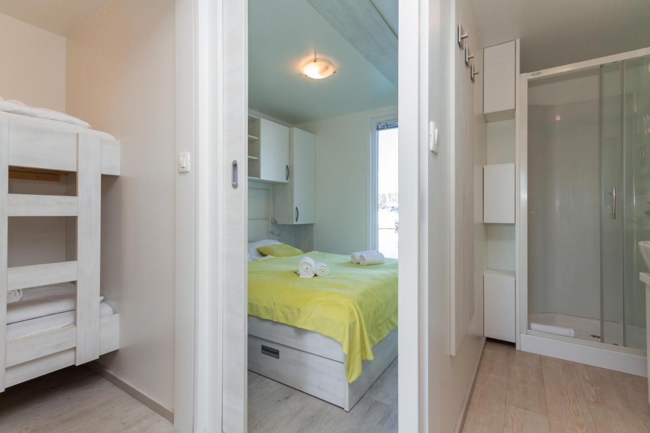 Bamboo Floating House Portoroz Apartment ภายนอก รูปภาพ