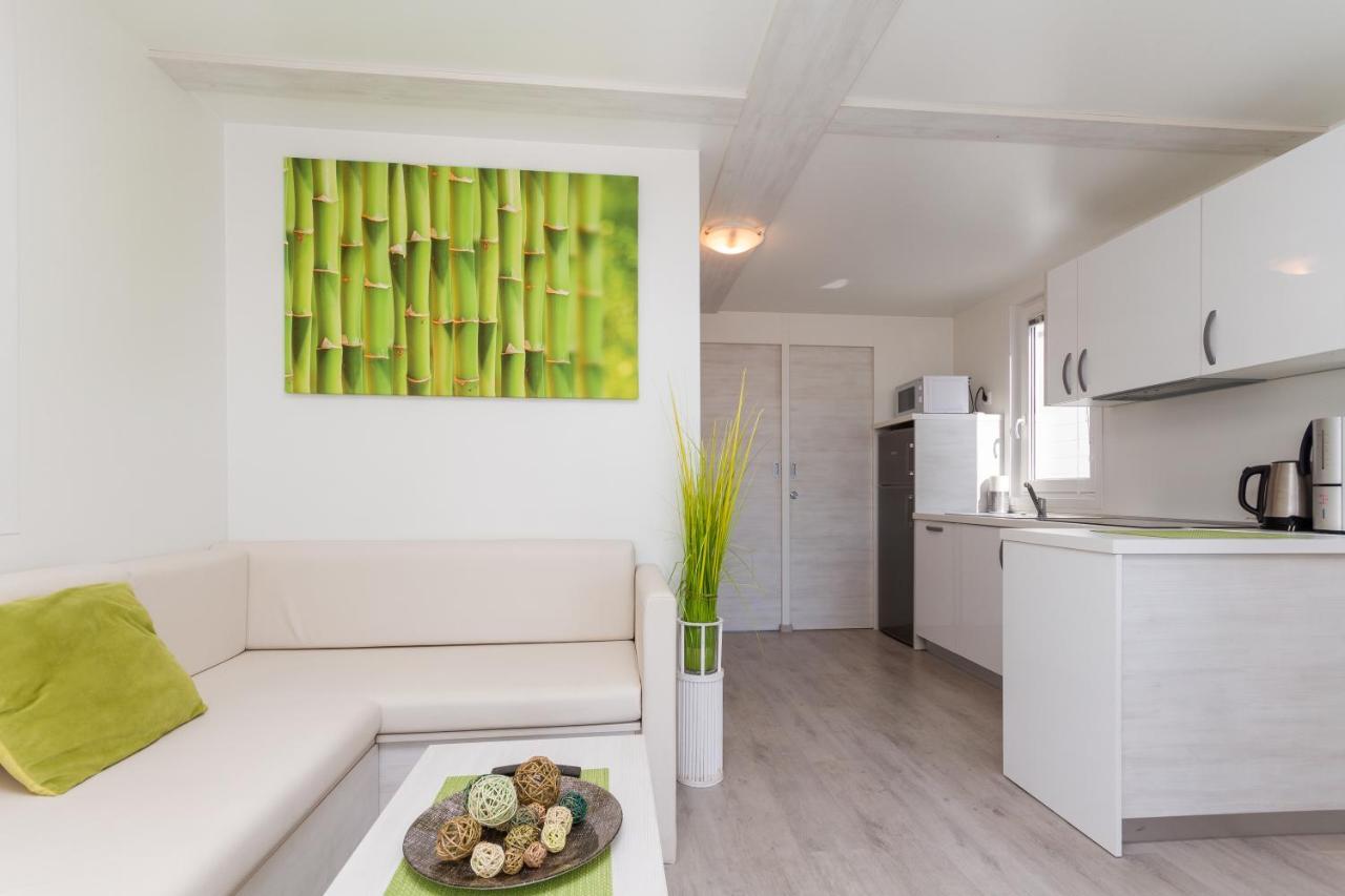 Bamboo Floating House Portoroz Apartment ภายนอก รูปภาพ